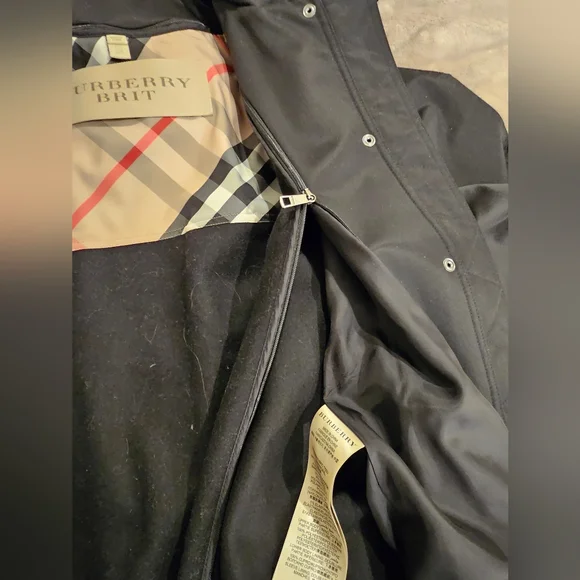 BURBERRY Black Removable Hood Trench Coat with Plaid Double Lining - Picture 4 of 9